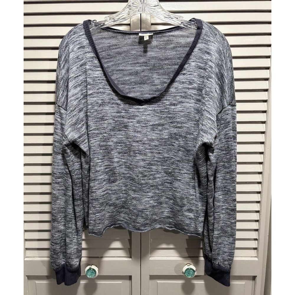 Selfie Gray/White Cropped Sweater Scoop Neck Long Sleeve Raw‎ Hem Size XL
